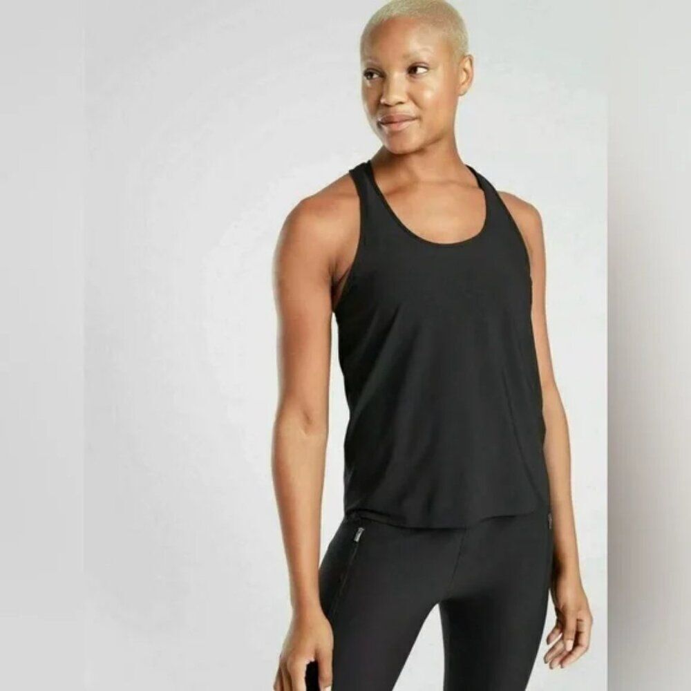 ATHLETA Nova Perforated Tank Top Black size LARGE
